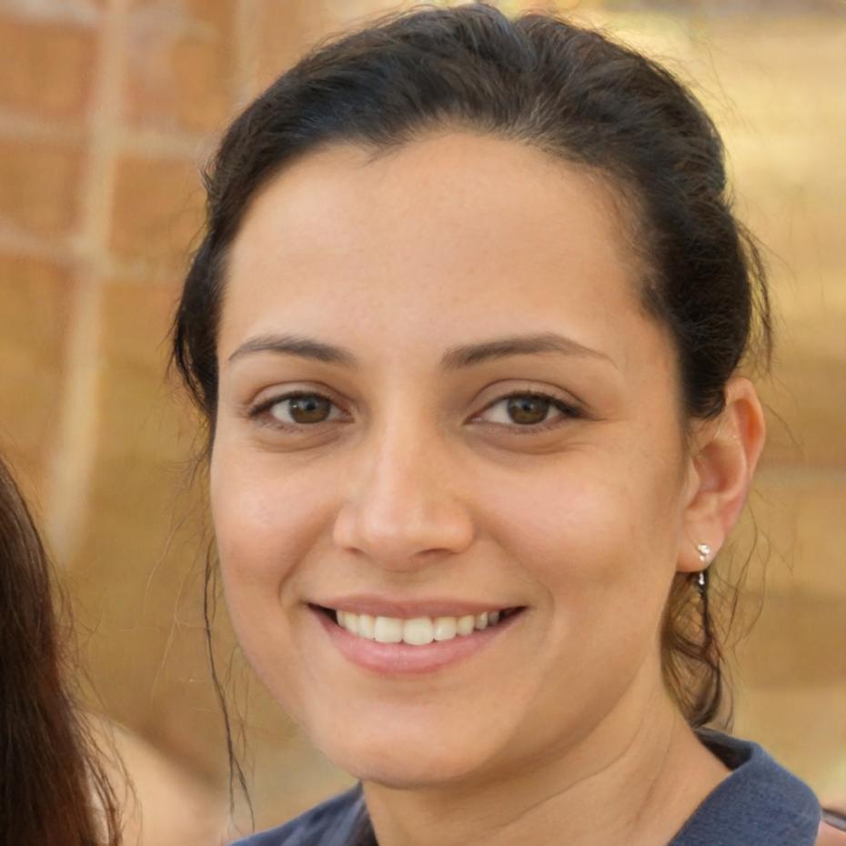 Elodie Sørensen professional headshot